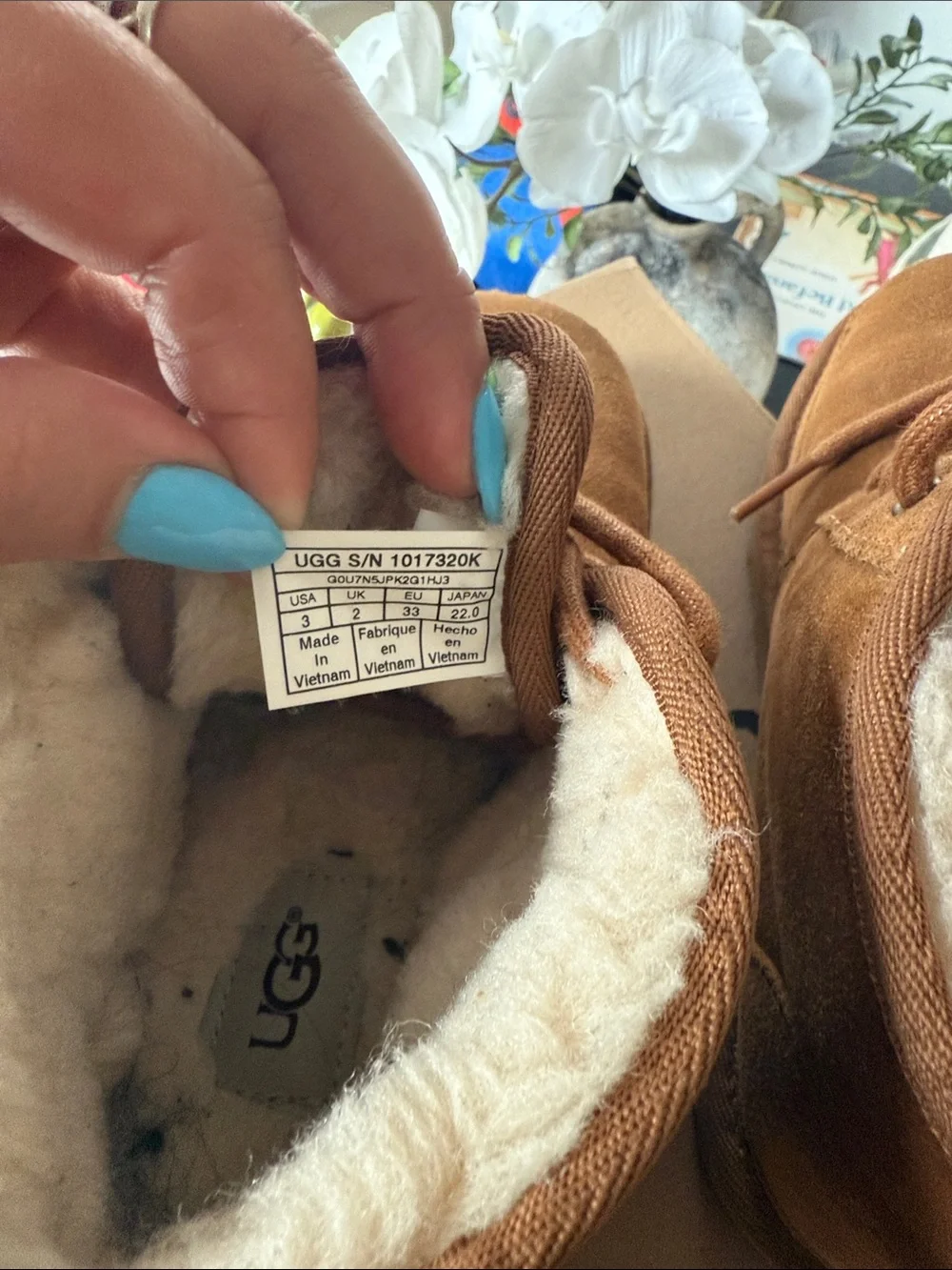 Kids Chestnut Brown Uggs - Cozy Lined Ankle Boots